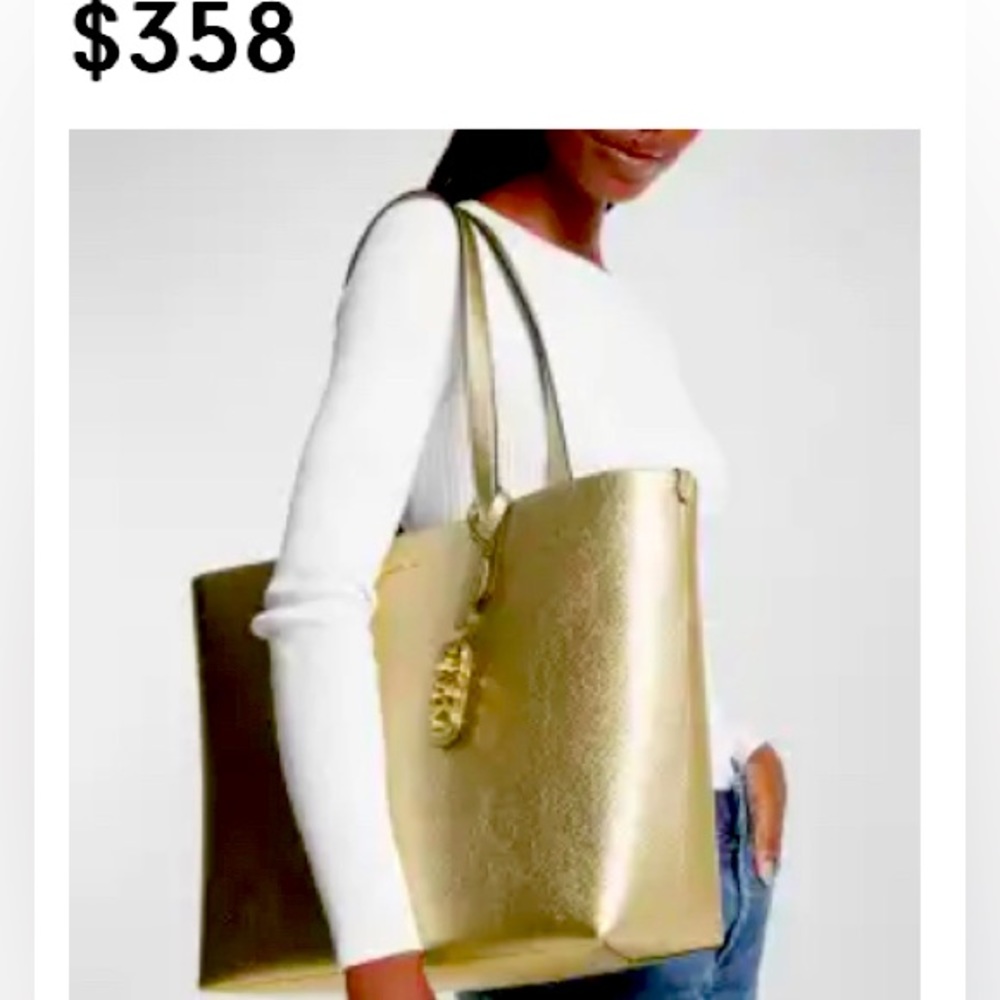 M KORS Super SHINY GOLD ✨ Michael Kors ✨ luxury purse  👜 FOR SOME LICKY LADY